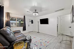 1033 N 25th St, Phoenix, AZ 85008 - Photo 37
