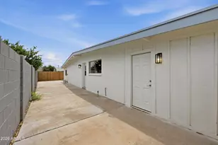 4143 W Cheery Lynn Rd, Phoenix, AZ 85019 - Photo 17