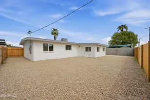 4143 W Cheery Lynn Rd, Phoenix, AZ 85019 - Photo 5