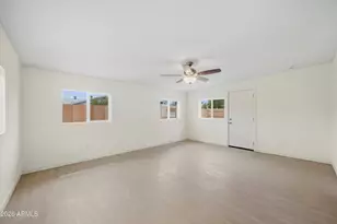 4143 W Cheery Lynn Rd, Phoenix, AZ 85019 - Photo 9