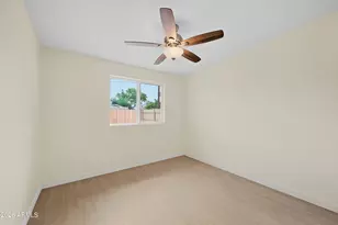 4143 W Cheery Lynn Rd, Phoenix, AZ 85019 - Photo 13