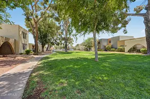 1837 W Stella Ln, Phoenix, AZ 85015 - Photo 37