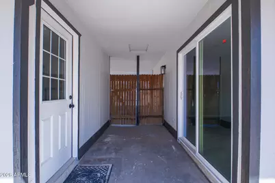2844 N 71st Lane, Phoenix, AZ 85035 - Photo 17