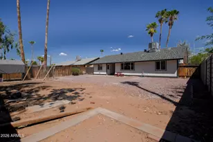 2844 N 71st Ln, Phoenix, AZ 85035 - Photo 19