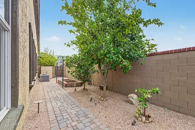 10646 E Nido Avenue, Mesa, AZ 85209 - Photo 27