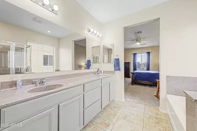2328 W Melody Drive, Phoenix, AZ 85041 - Photo 29