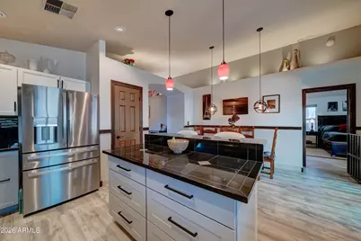 2530 W Carson Road, Phoenix, AZ 85041 - Photo 7