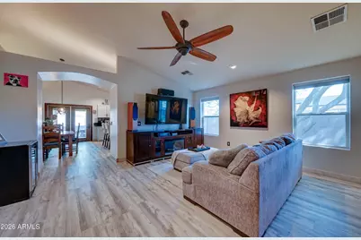2530 W Carson Road, Phoenix, AZ 85041 - Photo 5
