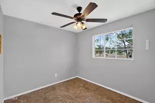 1032 N 27th Dr, Phoenix, AZ 85009 - Photo 9