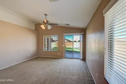 1576 W Appaloosa Way, San Tan Valley, AZ 85144 - Photo 13