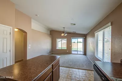 1576 W Appaloosa Way, San Tan Valley, AZ 85144 - Photo 11