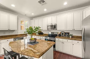 111 E Palomino Dr, Gilbert, AZ 85296 - Photo 21