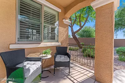 111 E Palomino Drive, Gilbert, AZ 85296 - Photo 11