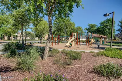 2152 W Monte Cristo Avenue, Phoenix, AZ 85023 - Photo 17