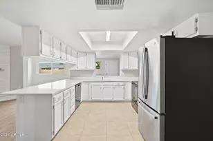 3143 W Julie Dr, Phoenix, AZ 85027 - Photo 3