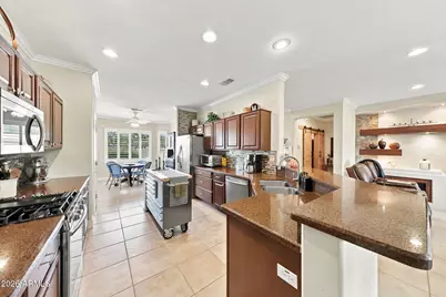 20140 N Golden Barrel Drive, Surprise, AZ 85374 - Photo 3