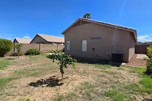 13344 W Desert Ln, Surprise, AZ 85374 - Photo 25