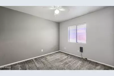 13344 W Desert Lane, Surprise, AZ 85374 - Photo 15