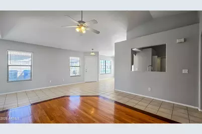 13344 W Desert Lane, Surprise, AZ 85374 - Photo 5