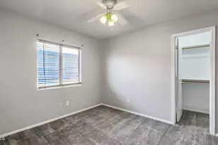 13344 W Desert Ln, Surprise, AZ 85374 - Photo 19