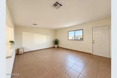 573 S Ocotillo Drive, Apache Junction, AZ 85120 - Photo 5