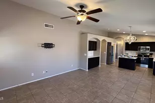 20919 N 38th St, Phoenix, AZ 85050 - Photo 11