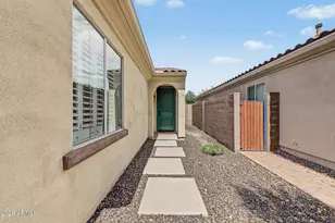 4410 E Campo Bello Dr, Phoenix, AZ 85032 - Photo 7