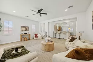 4410 E Campo Bello Dr, Phoenix, AZ 85032 - Photo 11