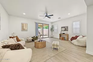 4410 E Campo Bello Dr, Phoenix, AZ 85032 - Photo 9