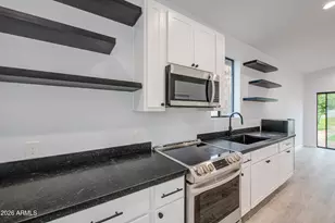 13451 N 50th St, Scottsdale, AZ 85254 - Photo 37