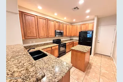 15240 N 142nd Avenue #1133, Surprise, AZ 85379 - Photo 11