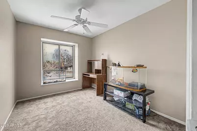 3404 W Echo Lane, Phoenix, AZ 85051 - Photo 11