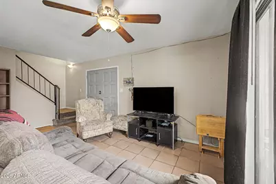 3404 W Echo Lane, Phoenix, AZ 85051 - Photo 3