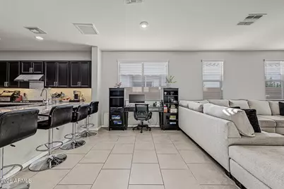 2820 E Sunland Avenue, Phoenix, AZ 85040 - Photo 11