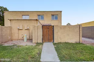 948 S Alma School Rd, Mesa, AZ 85210 - Photo 1