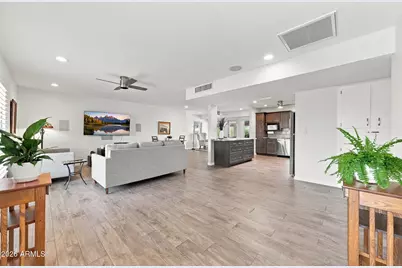 10011 W Prairie Hills Circle, Sun City, AZ 85351 - Photo 7