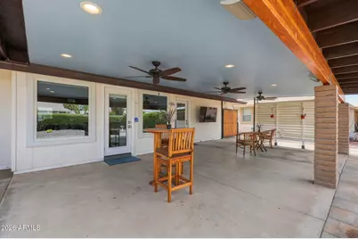 10011 W Prairie Hills Circle, Sun City, AZ 85351 - Photo 31