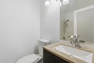 2202 W Glenrosa Ave, Phoenix, AZ 85015 - Photo 23