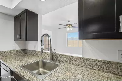 2202 W Glenrosa Avenue #18, Phoenix, AZ 85015 - Photo 13
