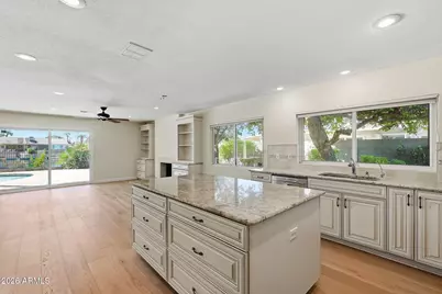 2533 W Laguna Azul Avenue, Mesa, AZ 85202 - Photo 17