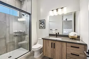 377 E Windsor Ave, Phoenix, AZ 85004 - Photo 21