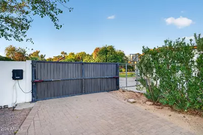5211 E Windrose Drive, Scottsdale, AZ 85254 - Photo 79