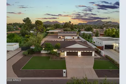5211 E Windrose Drive, Scottsdale, AZ 85254 - Photo 11