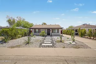 1413 E Edgemont Ave, Phoenix, AZ 85006 - Photo 1