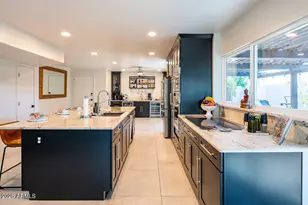 7702 E Palm Ln, Scottsdale, AZ 85257 - Photo 9