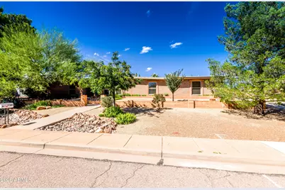 1689 Crestwood Drive, Sierra Vista, AZ 85635 - Photo 3