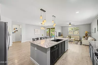 696 W Glen Canyon Drive, San Tan Valley, AZ 85140 - Photo 17