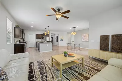 696 W Glen Canyon Drive, San Tan Valley, AZ 85140 - Photo 11