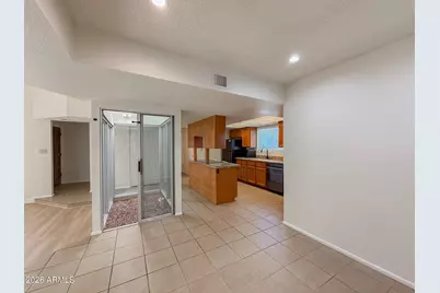 7829 N 21st Lane, Phoenix, AZ 85021 - Photo 7
