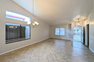 15748 W Paradise Ln, Surprise, AZ 85374 - Photo 11